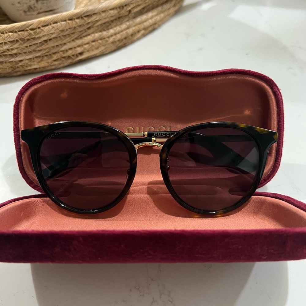 Gucci sunglasses
